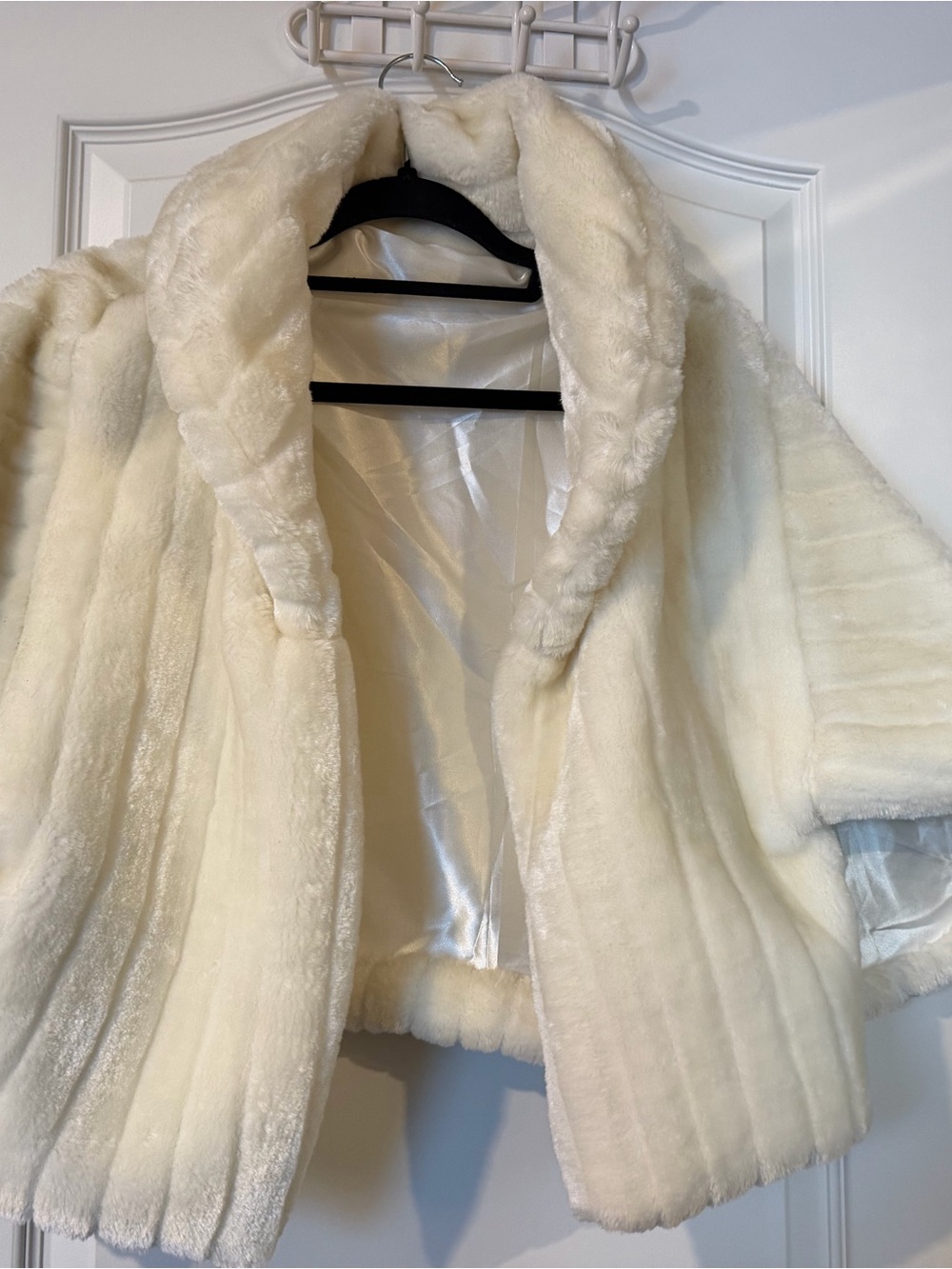 Amazon Women's Cream Faux Fur Teddy Jacket